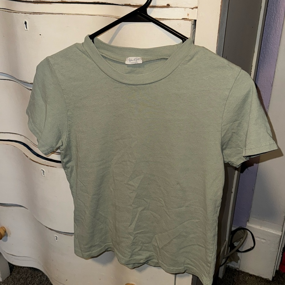 Brandy Melville tee